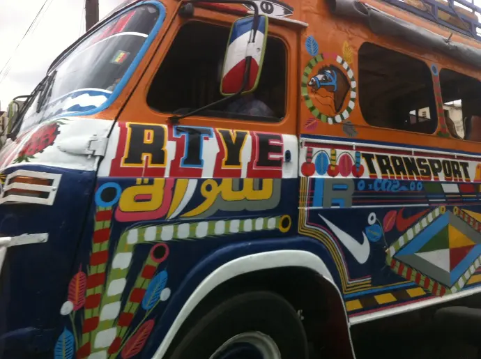 Car rapide, Dakar