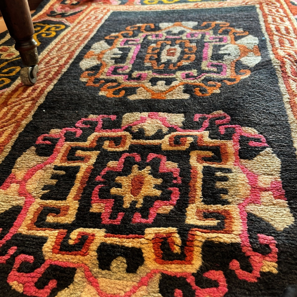 Alfombra china, 174x94cm. (col. Bentley)
