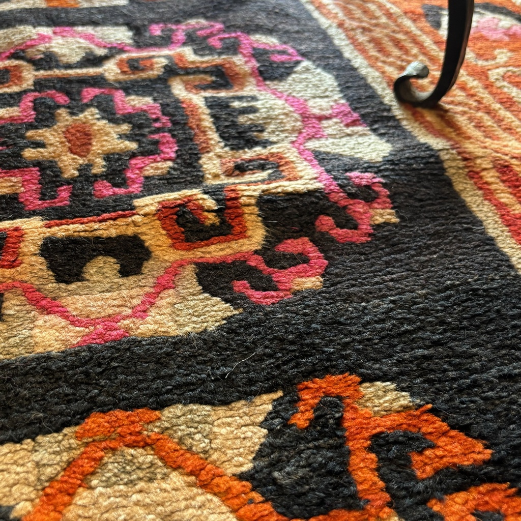 Alfombra china, 174x94cm. (col. Bentley)
