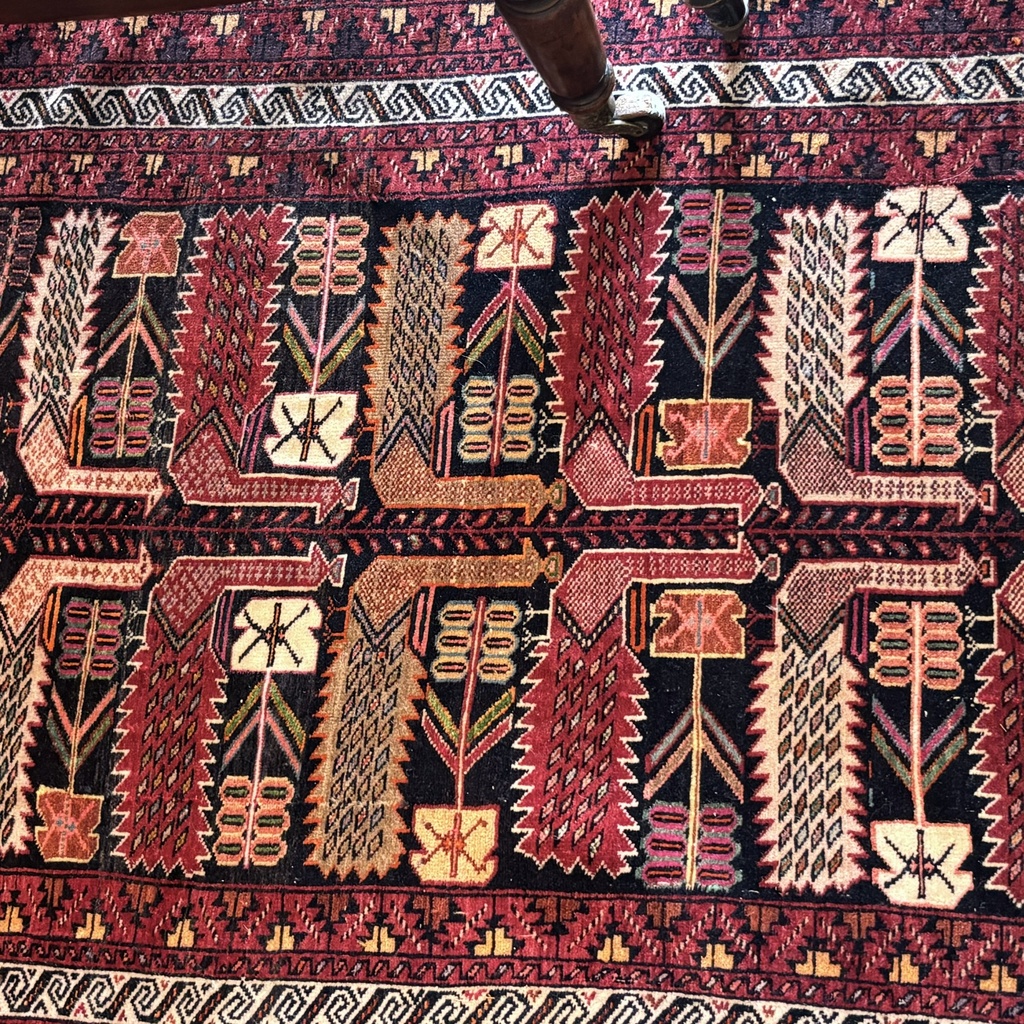 Alfombra persa Kurdistán, 1862, 133x100cm. (col. Bentley)