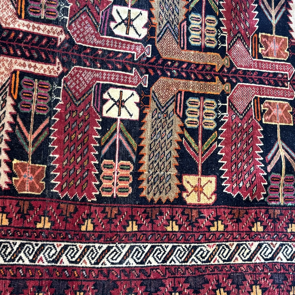 Alfombra persa Kurdistán, 1862, 133x100cm. (col. Bentley)