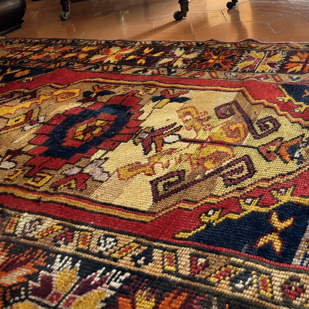 Alfombra china, 161x104cm. (col. Bentley)