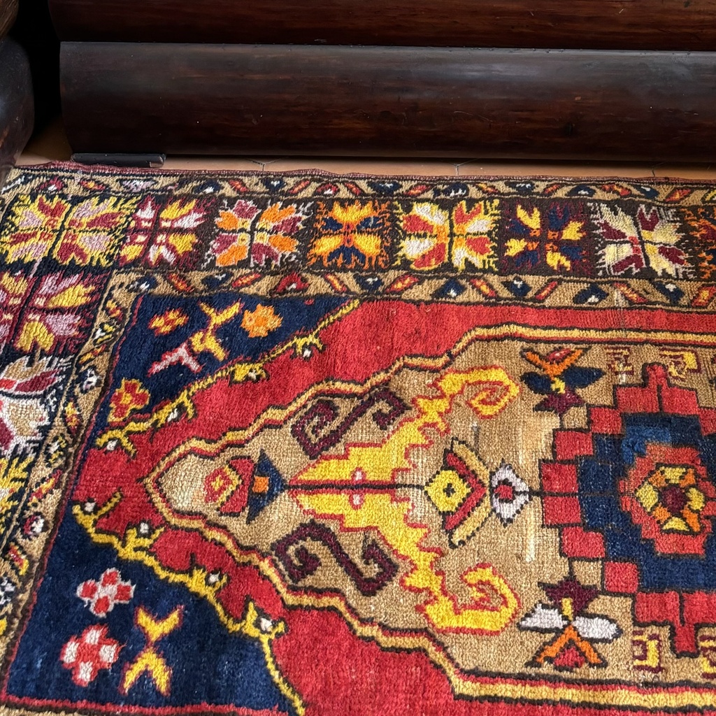 Alfombra china, 161x104cm. (col. Bentley)