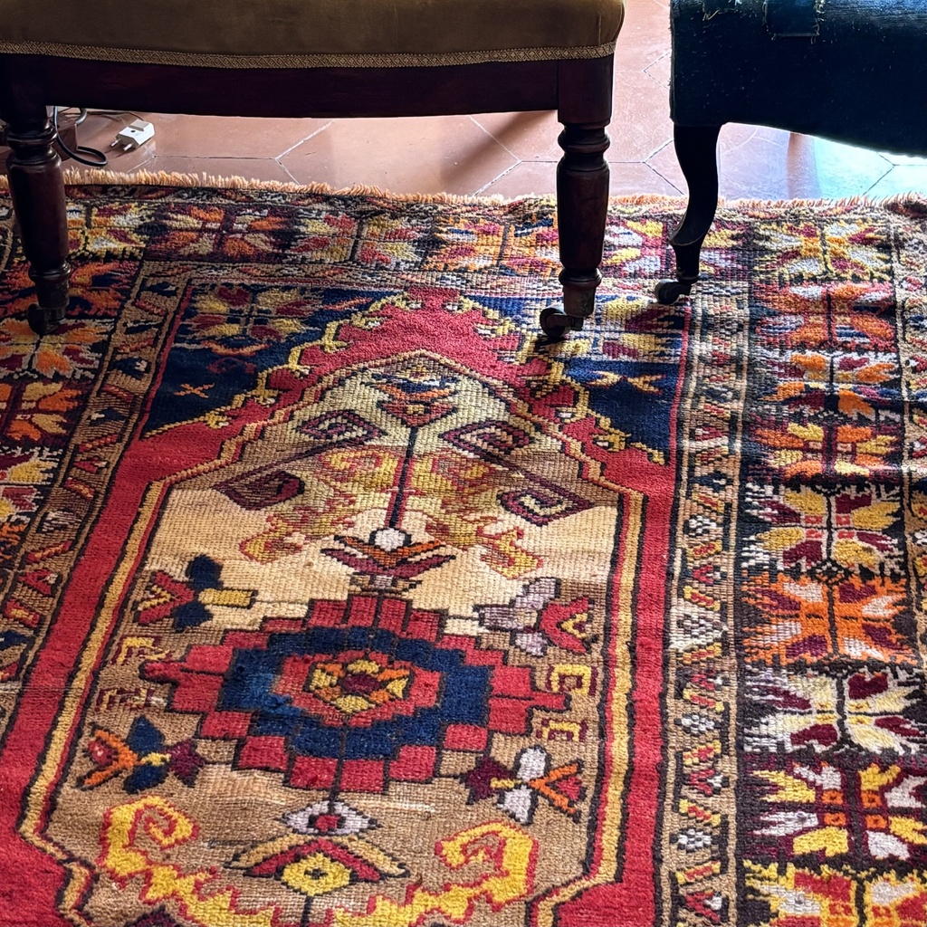 Alfombra china, 161x104cm. (col. Bentley)