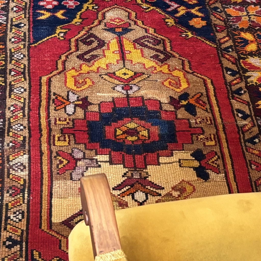 Alfombra china, 161x104cm. (col. Bentley)