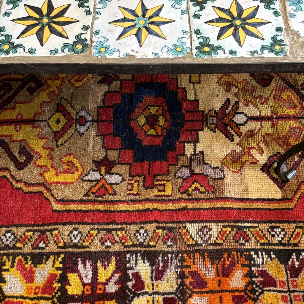 Alfombra china, 161x104cm. (col. Bentley)