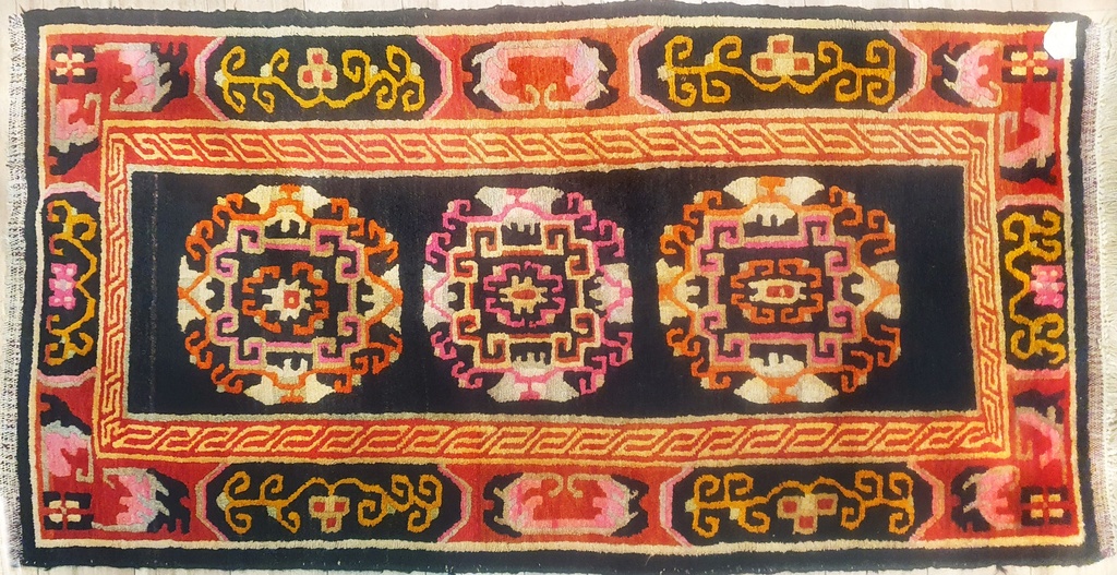 Alfombra china, 174x94cm. (col. Bentley)