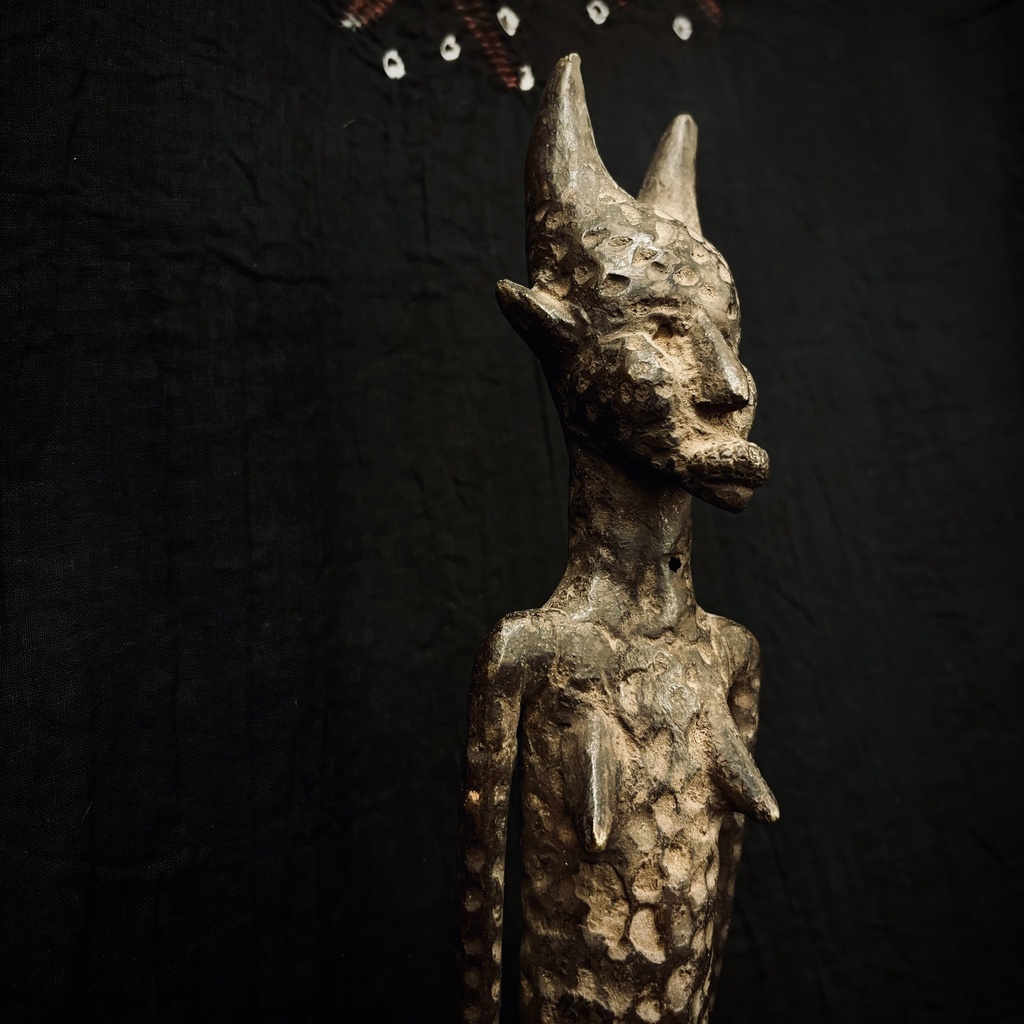 Ancestro "demonio" Dogón en bronce (Mali)